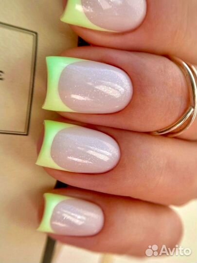 Маникюр педикюр