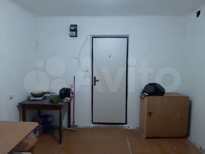 Комната 13 м² в 4-к., 2/5 эт.
