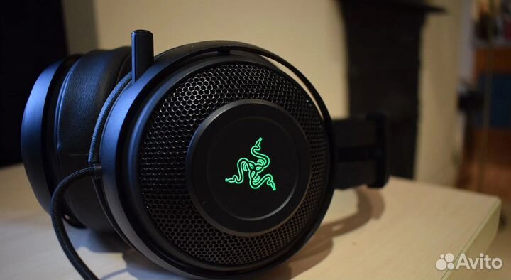 Продам наушники Razer Kraken Hypersense