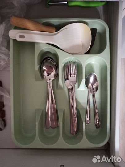 Лоток для столовых приборов