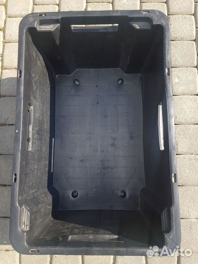 Пластиковые ящики для хранения бу