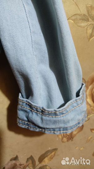 Джинсовая куртка 44