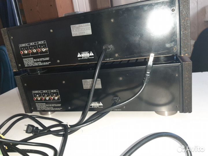 Кассетная дека Sony TCK 555 ESG с пультом ду. топ