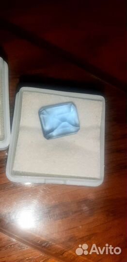 Камни гранат топаз с сертификатом