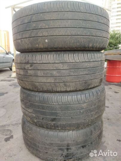 Michelin Latitude Tour HP 235/55 R17