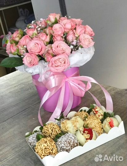 Клубника в шоколаде букеты