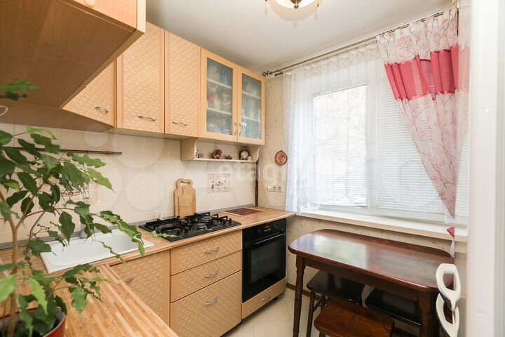 2-к. квартира, 45 м², 1/5 эт.