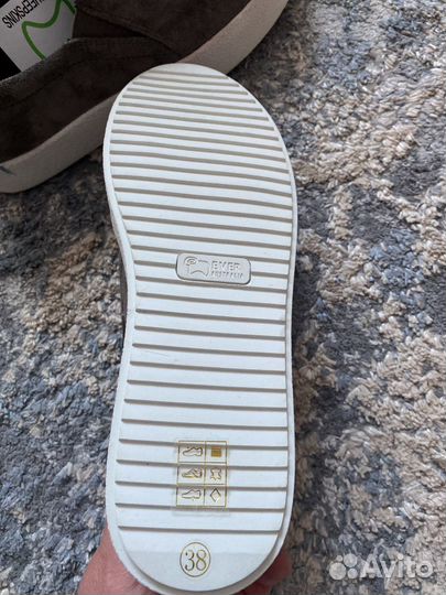 Слипоны женские UGG 38