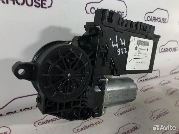Мотор стеклоподъемника передний правый Volkswagen