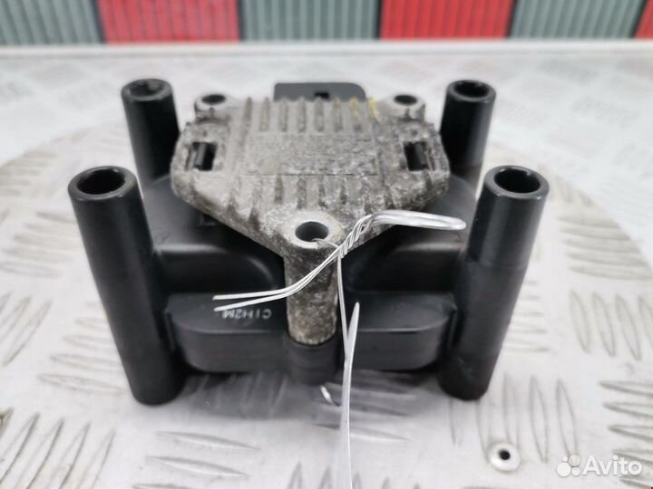 Катушка зажигания для Volkswagen Golf 4 032905106F