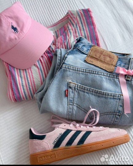 Кроссовки adidas spezial женские