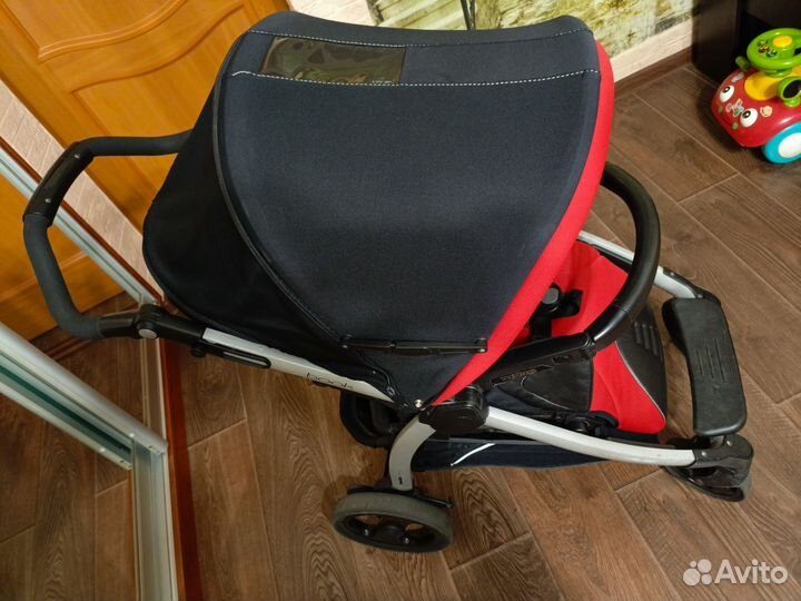 Прогулочная коляска peg perego book