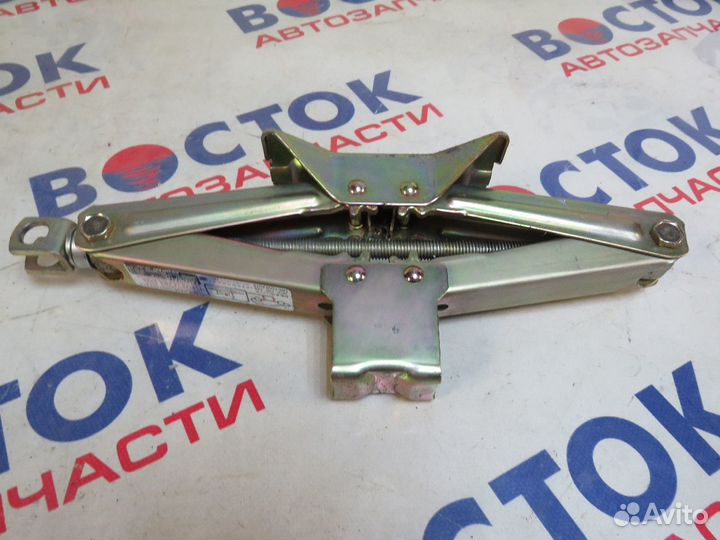 Домкрат honda stepwgn RF3, RF8, RF1, RF2, RF4, RF5