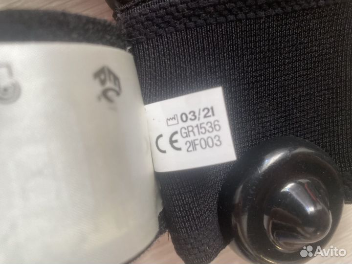 Вратарские перчатки adidas