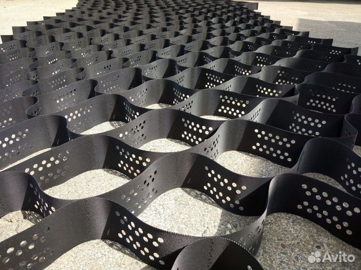 Георешетка для укрепления грунтов, склонов