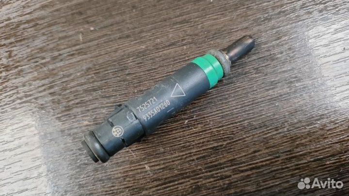 Форсунка топливная Bmw 650I E63 N62N 4.8 2007