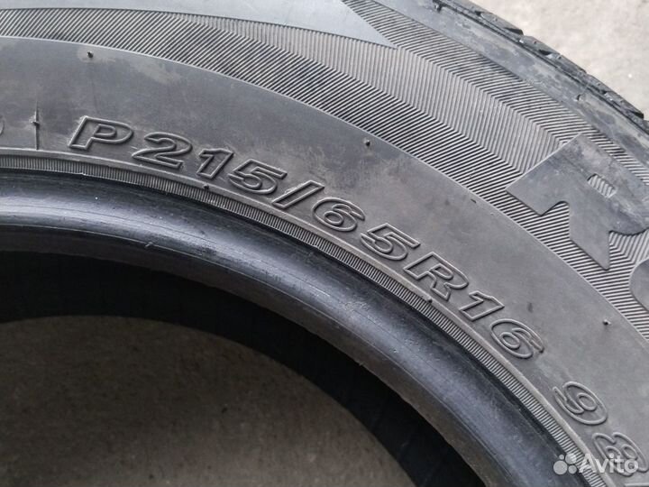 Roadstone Classe Premiere CP672 215/65 R16