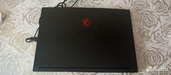 Ноутбук MSI gf63