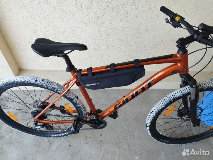 Giant talon 3. Рама xl, колеса 29