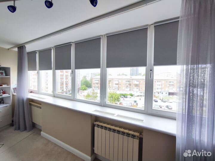 Рулонные шторы на балконные окна