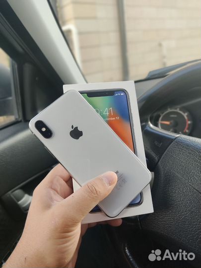 iPhone X, 256 ГБ