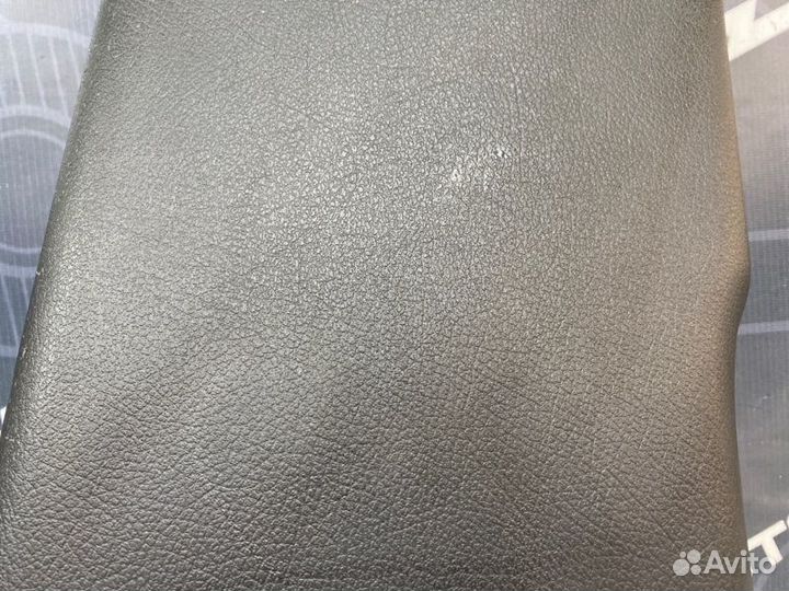 Обшивка салона правая Audi A6 C6 BDW 2004