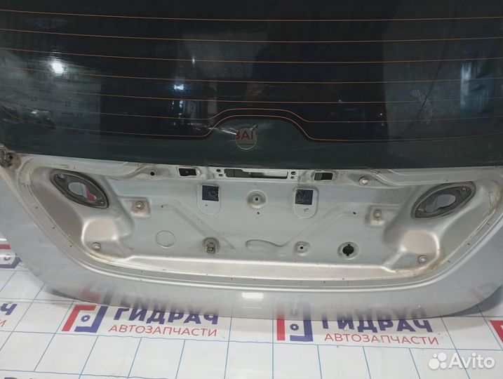 Дверь багажника Suzuki Liana (RC31S)