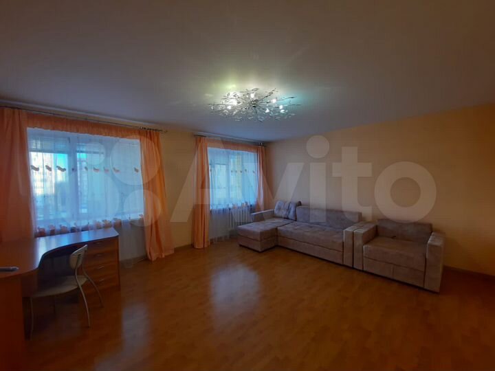3-к. квартира, 90 м², 5/12 эт.