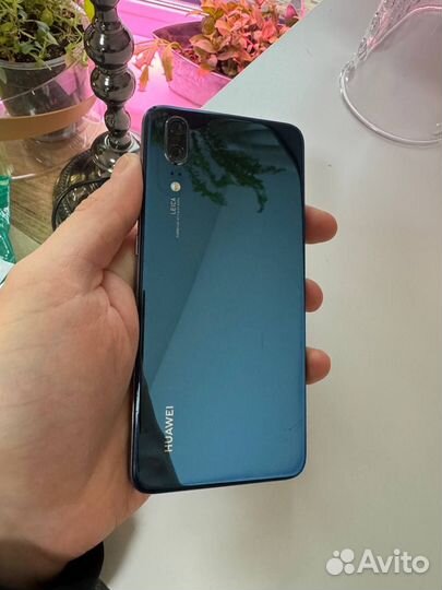 HUAWEI P20, 4/128 ГБ