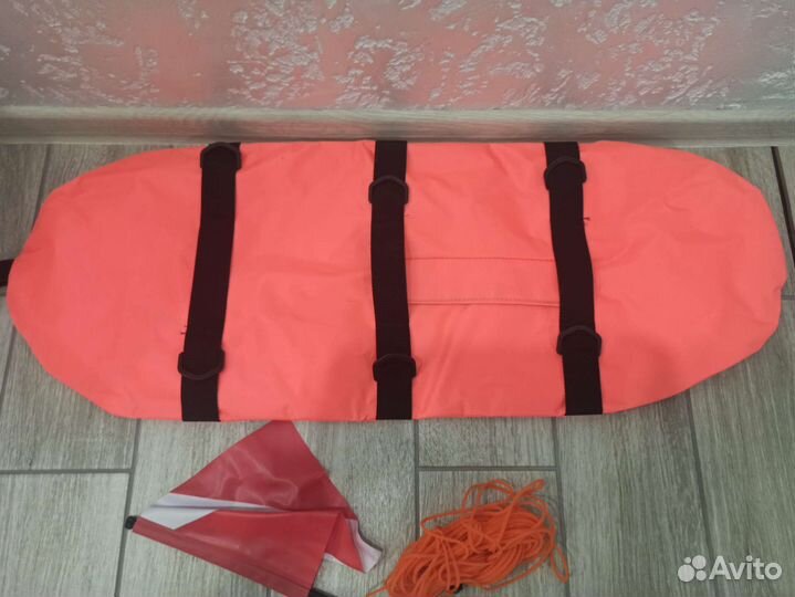 Сигнальный буй для подводной охоты omer в чехле