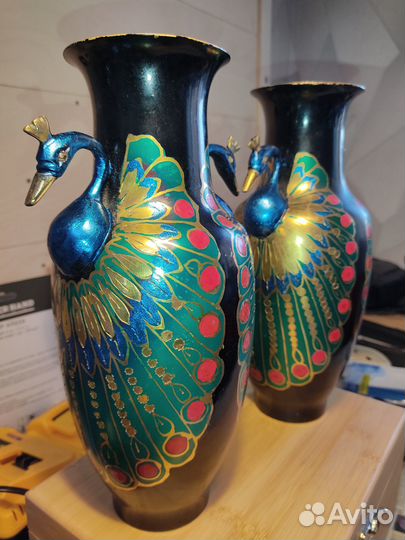 Парные вазы