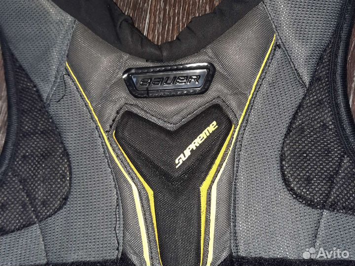 Нагрудник хоккейный bauer JR supreme S150