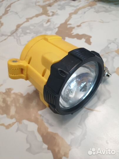 Автомобильный фонарь