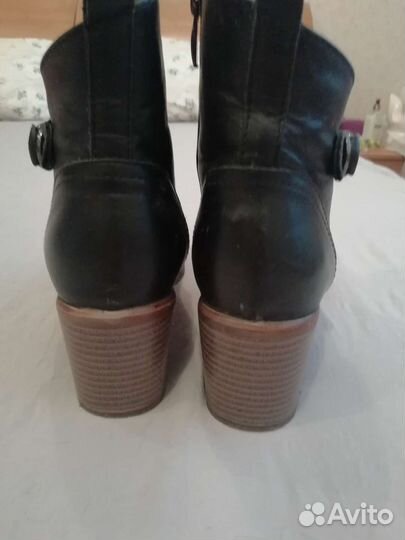 Ботинки женские 39 размер