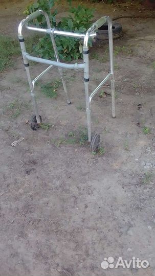 Ходунки для взрослых