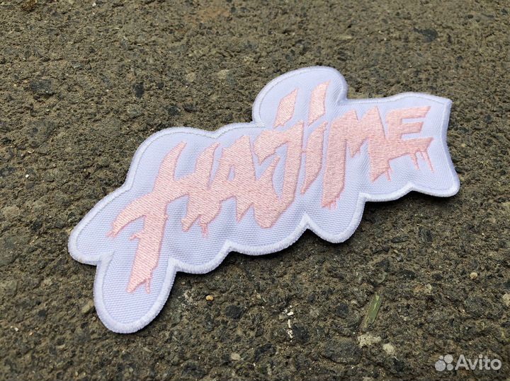 Машинная вышивка на одежде