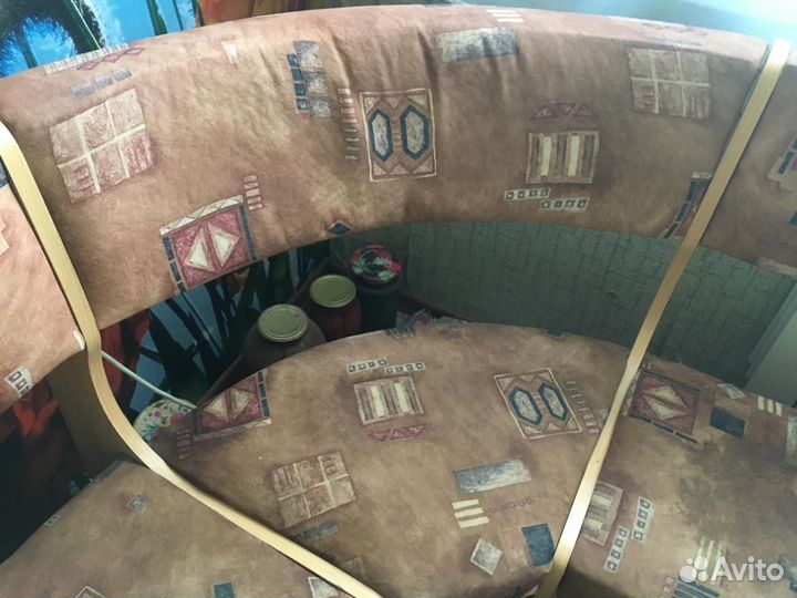 Угловой диван на кухню бу