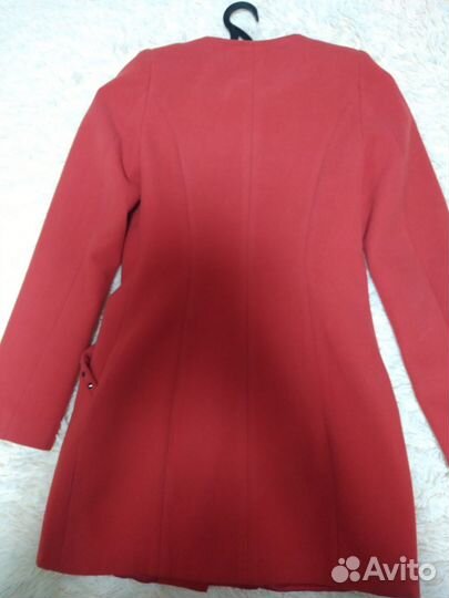 Пальто женское 42