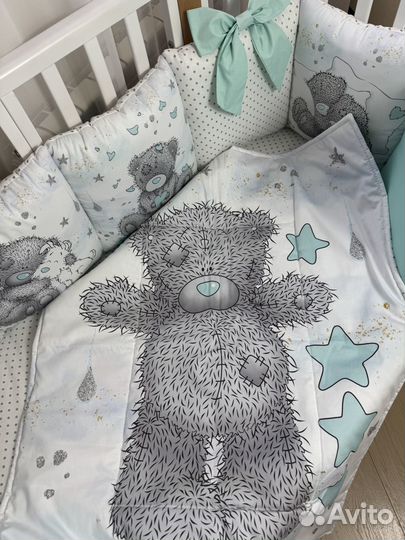 Бортики в кроватку, простынь и одеяло