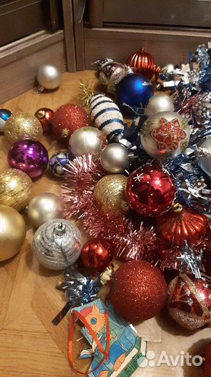 Елочные игрушки