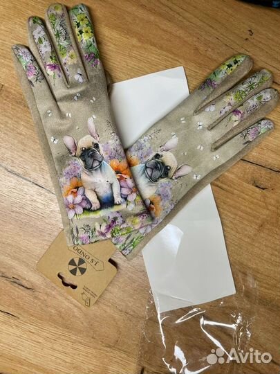 Перчатки женские дизайнерские мопс