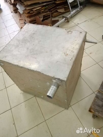 Бак для воды из алюминия