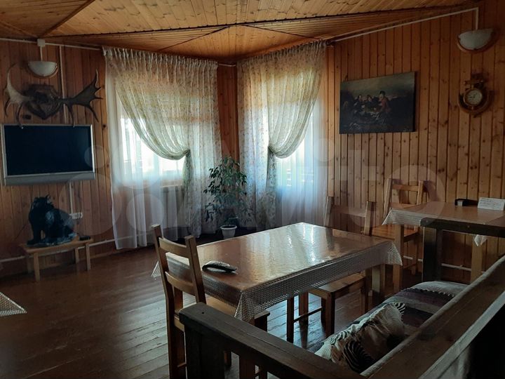 Комната 15 м² в 6-к., 2/2 эт.