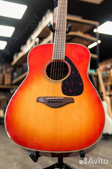 Yamaha FG820 autumn burst