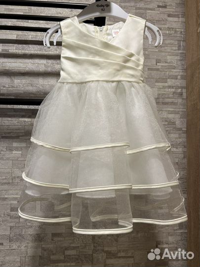 Нарядное платье для девочки 74 размер