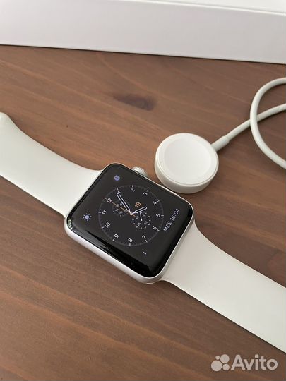 Apple watch series 3 42mm silver aluminum