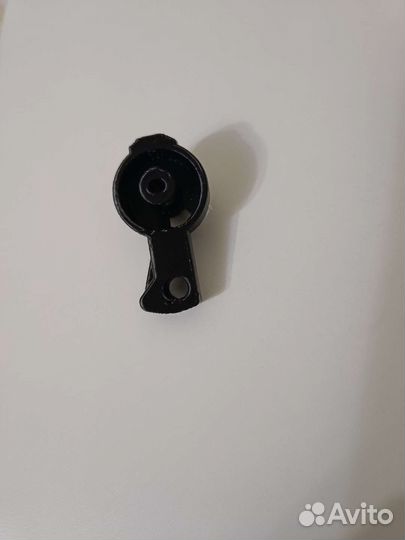 Кронштейн открывания капота VAG polo,Skoda,tiguan