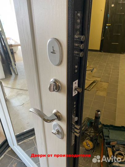 Входная дверь новая