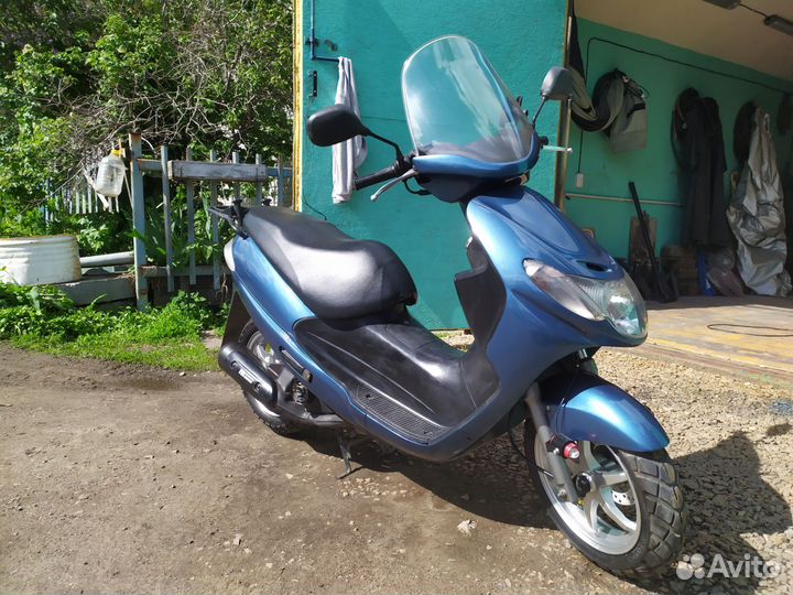 Прекрасный скутер