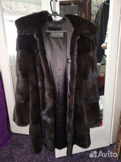 Шуба норковая с капюшоном 48 50